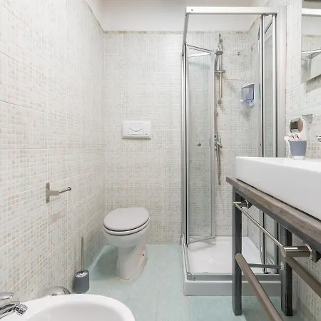 Civico 47 住宿加早餐酒店 卡利亚里